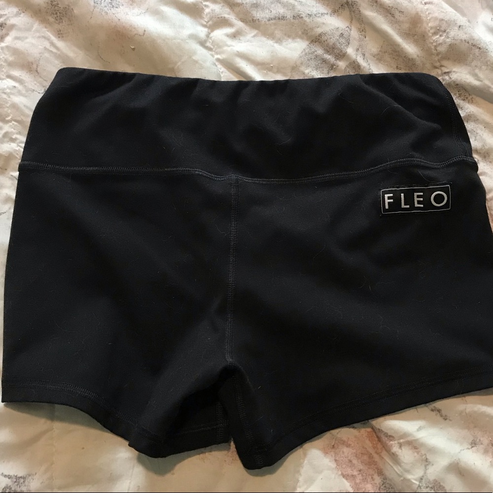 Fleo Power High Rise short in black